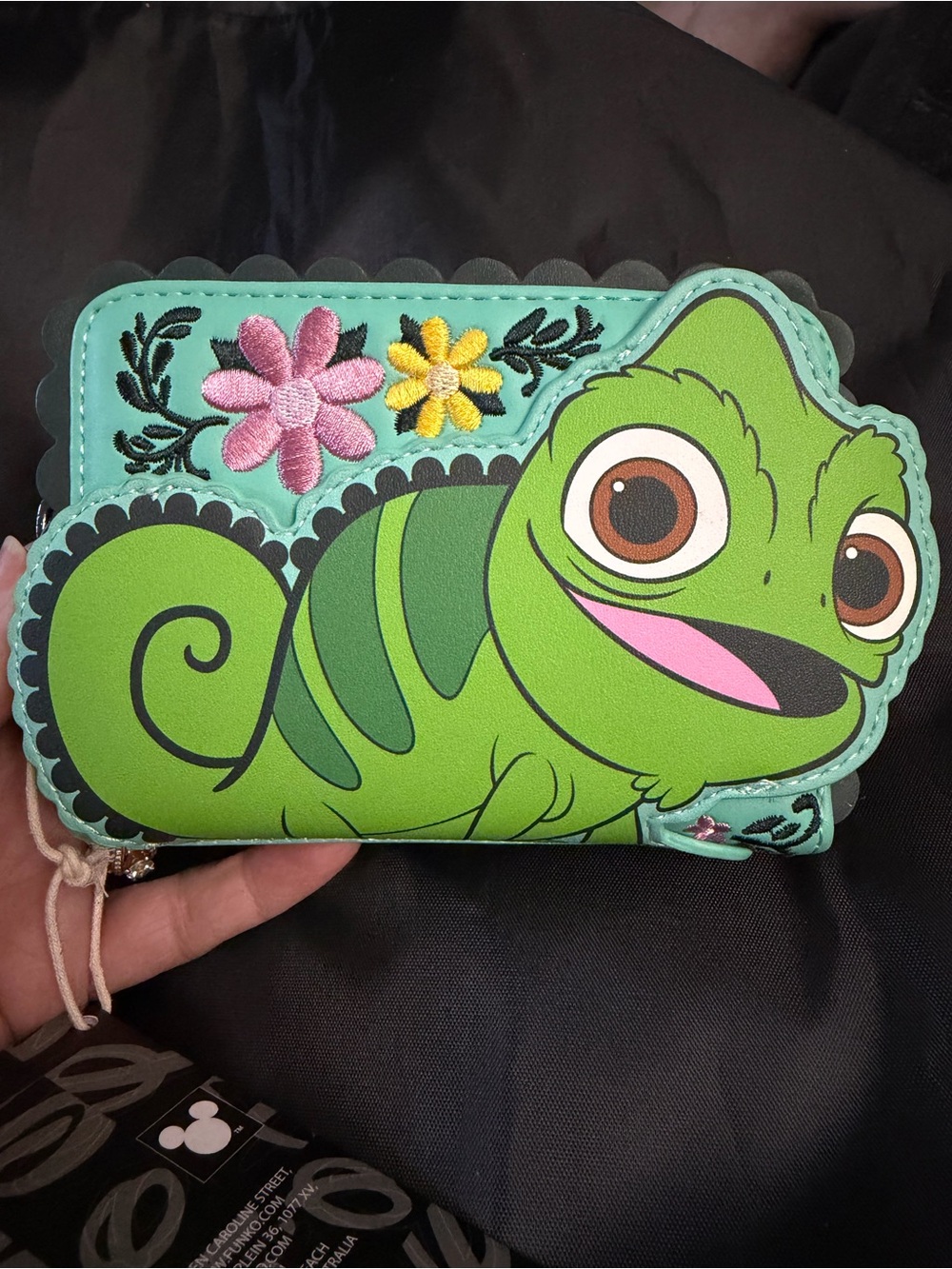 Loungefly Green Chameleon Floral Embroidered Wallet
